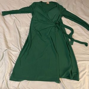 Green Dress, Size 12 by Anne Klein